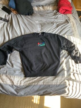 Black Nike pullover